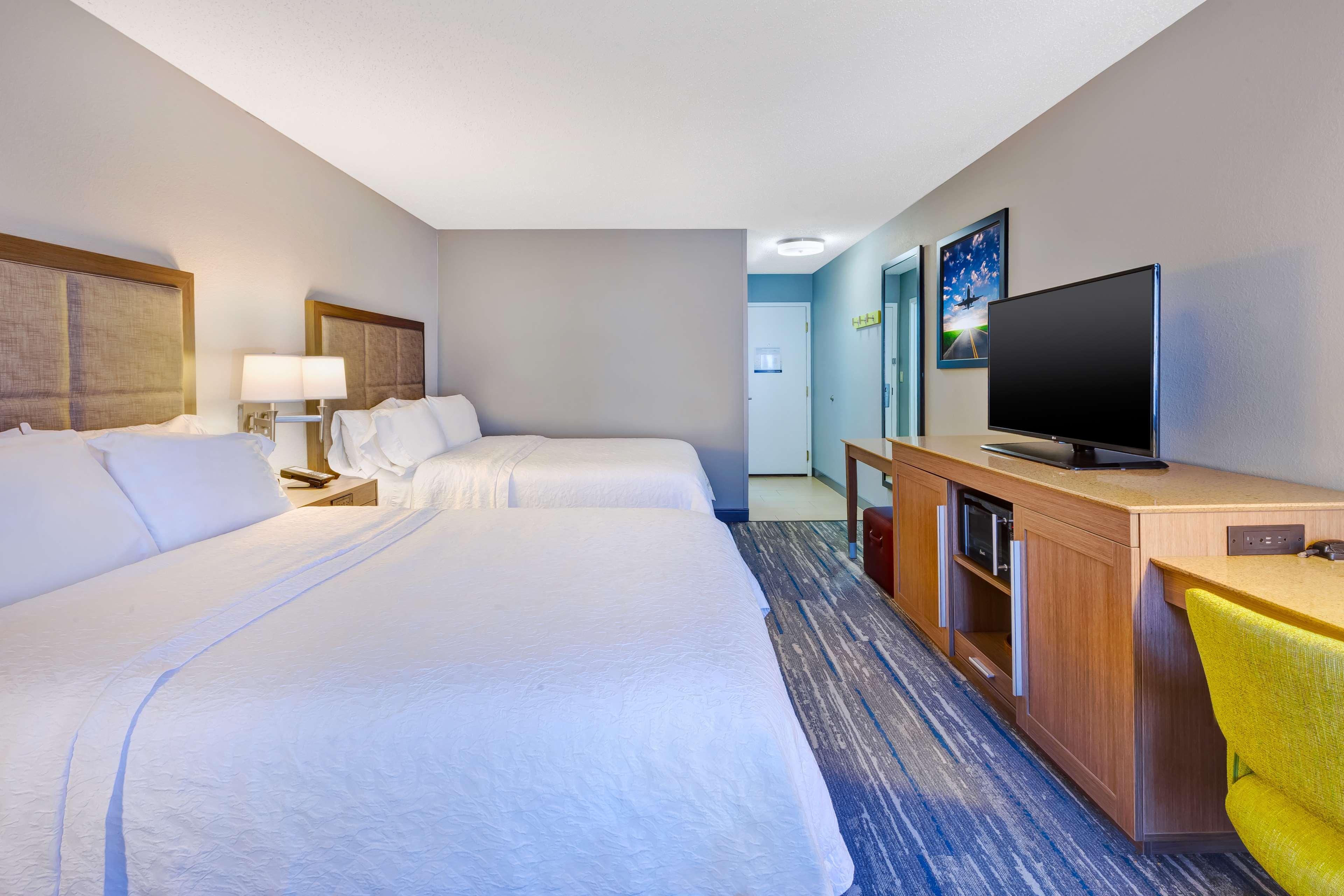 Hampton Inn Cincinnati Airport-North Hebron Bagian luar foto